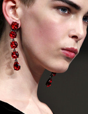 dangle earrings