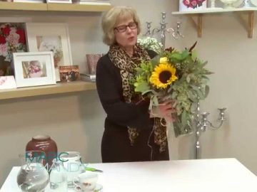 Floral Tips for Displaying Fresh Cut Flowers