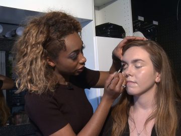 M&M_S09E06_Amanda De Roy_Sheriff Professional Beauty Tip_Eyebrows