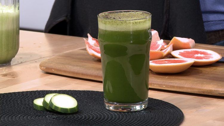 M&M_S17E06_Healthy Juice
