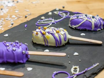 M&M_S25E13_Cake Pops 1